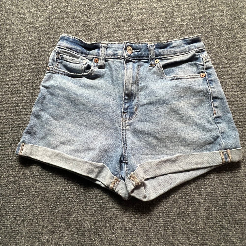 American Eagle Stretch High Waisted Denim Shorts Light Wash Blue Size 2‎ WH4466